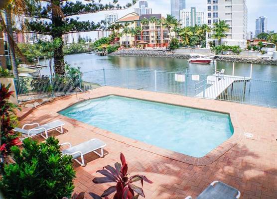 Surfers Riverside Apartments 1