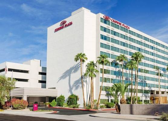 Crowne Plaza PHOENIX AIRPORT - PHX by IHG 1