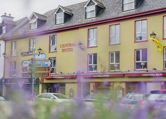 Central Hotel Donegal 1