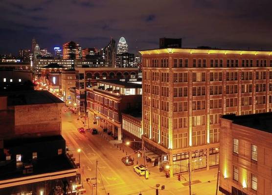 Hotel Covington Cincinnati Riverfront 1