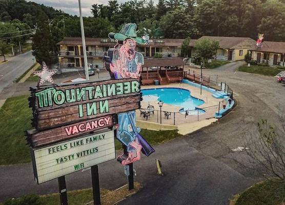The Mountaineer Inn 1