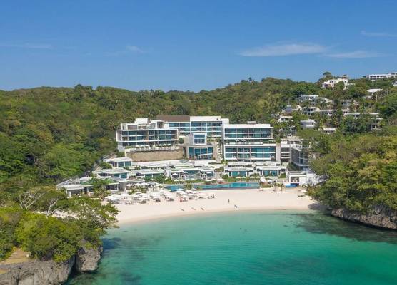 Crimson Resort and Spa Boracay 1