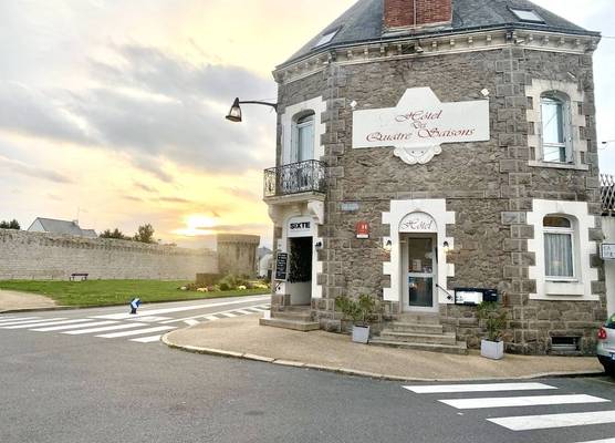 Hôtel des quatre saisons 1