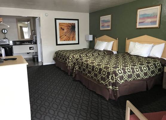 Downtown Inn 1