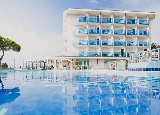 Hotel La Bussola 1
