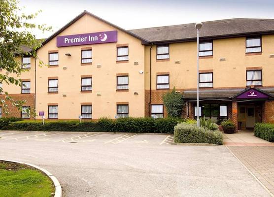 Premier Inn Chesterfield North 1