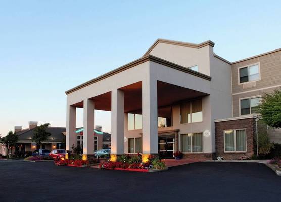 Four Points by Sheraton Portland East 1