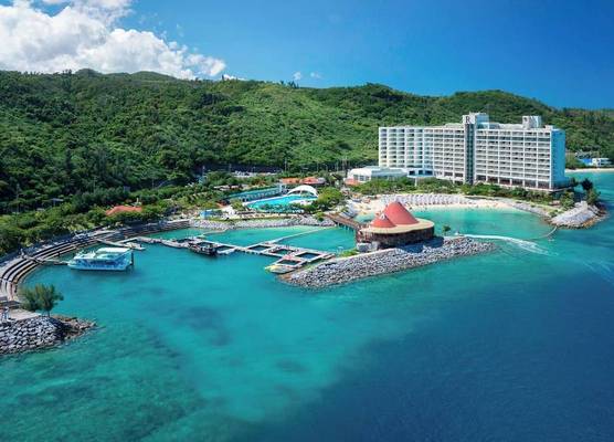 Renaissance Okinawa Resort 1