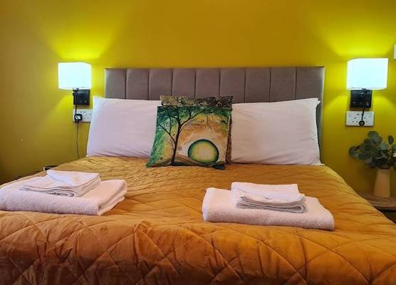 Torland Hotel - seafront location, guaranteed free parking 1