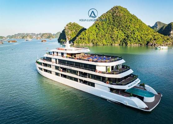 Aqua Luxury Cruise 1