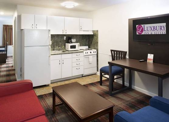 Luxbury Inn & Suites 1