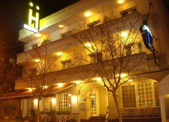 Hotel Restaurant Llansola 1