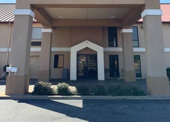 Quality Inn & Suites Pine Bluff 1
