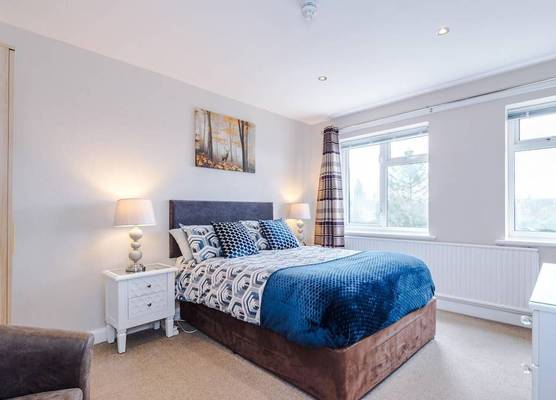 Holcombe Guest House 1