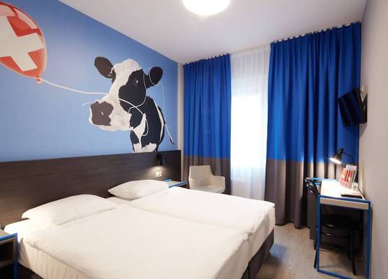 Hotel Crystal 1