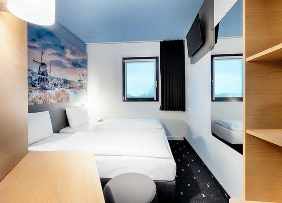 B&B Hotel Amsterdam-Zaandam 1