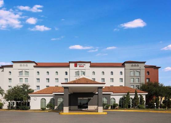 Fiesta Inn Express Nuevo Laredo 1