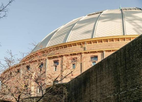 Metzlr House 1