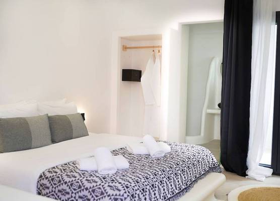King's Suites 1