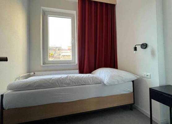 IZY STAY Hostel Bratislava 1
