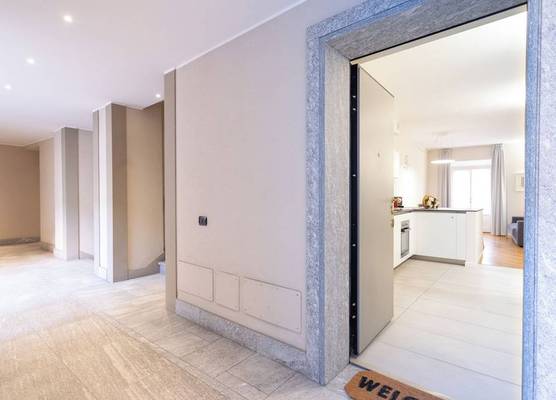 White Flat Como City Center by Rent All Como 1