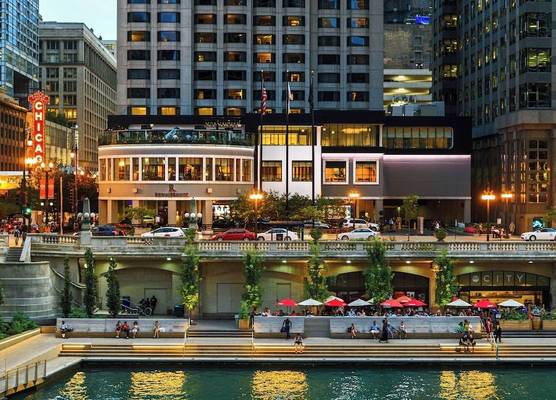 Renaissance Chicago Downtown Hotel 1