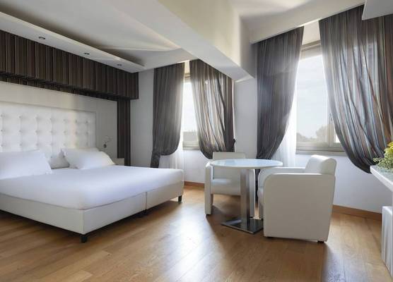 Hotel Royal Caserta 1