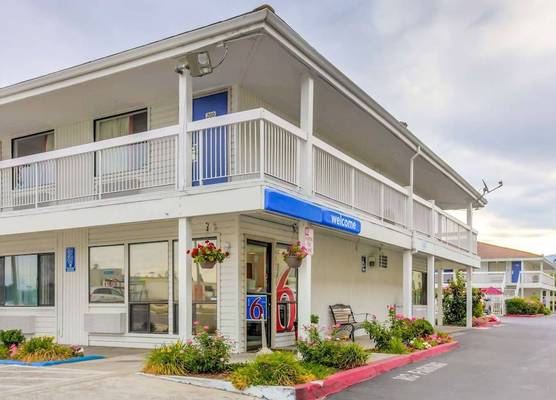 Motel 6 Medford, OR - North 1