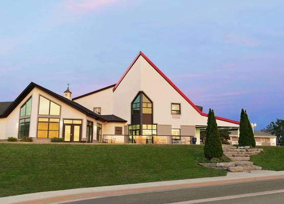 Days Inn by Wyndham Kingston 1