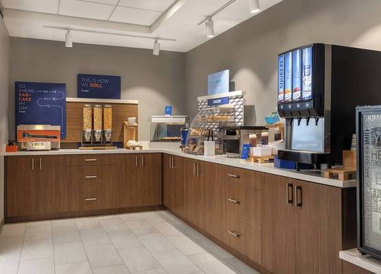 Holiday Inn Express & Suites HUNTSVILLE - MUSKOKA by IHG 1