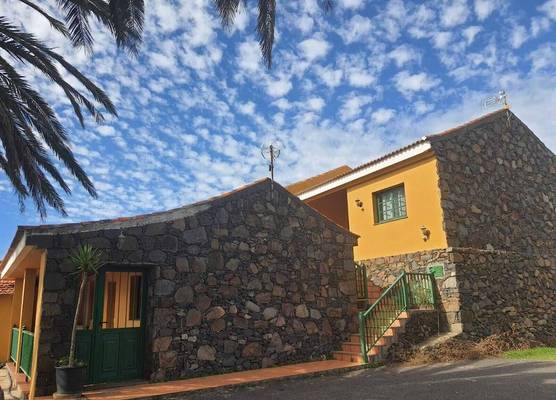 Casas Rurales Amparo Las Hayas 1