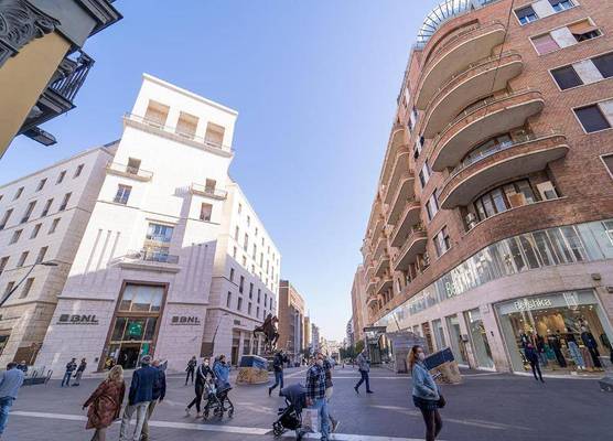 P.C. Boutique H. Vesuvius, Napoli Centro, by ClaPa Group 1