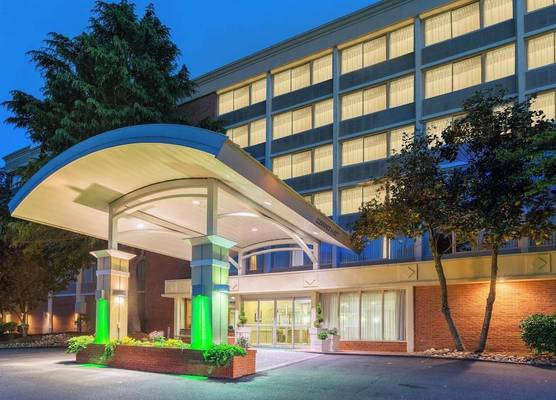 Holiday Inn CHARLOTTESVILLE-MONTICELLO by IHG 1