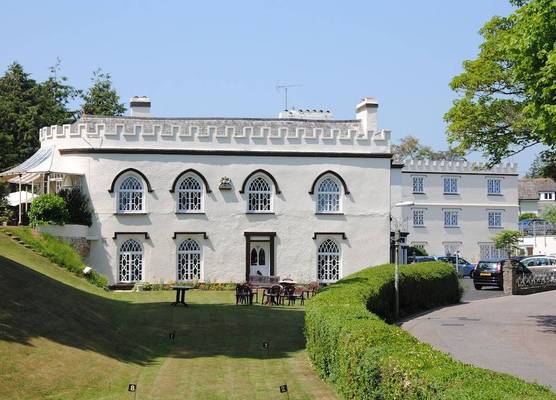 Royal Glen Hotel 1