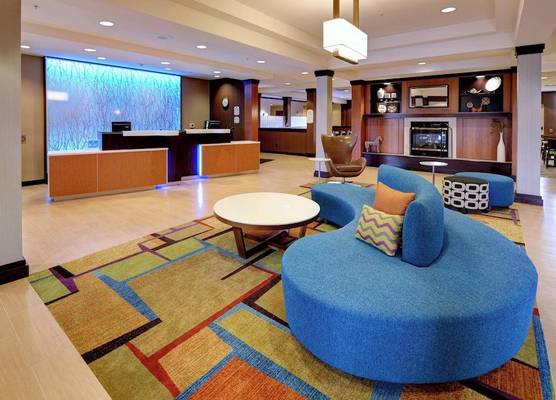 Fairfield Inn & Suites by Marriott Wausau 1