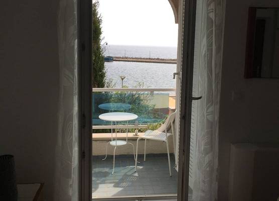 Guesthouse Punta Mira - Beachfront 1