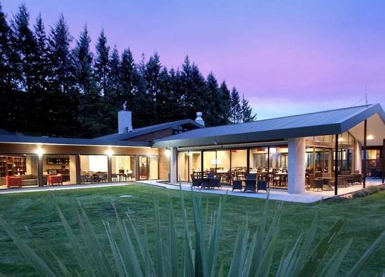 Braemar Lodge And Spa 1