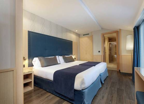 Hotel Pedro I de Aragón 4 Sup 1