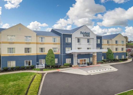 Fairfield Inn and Suites by Marriott Nashville Smyrna 1