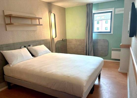 ibis budget Valenciennes Petite-Forêt 1