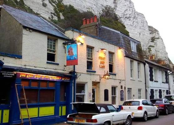 Dover Adventure Backpackers 1