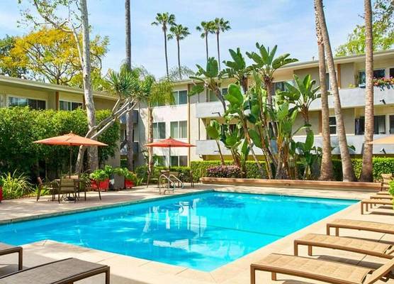 Executive Suites near Santa Monica 1