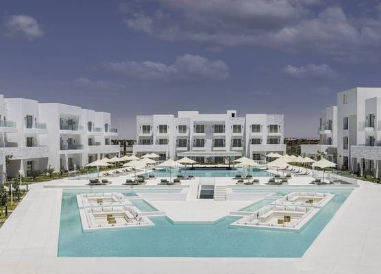 Tanoak Resort 1