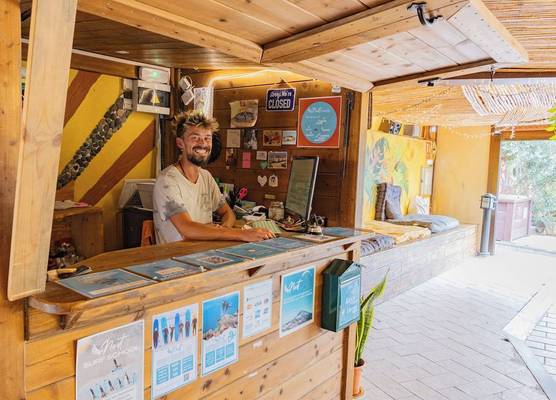 Los Amigos Nest Hostel 1