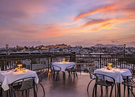 THE MANGAL VIEW RESIDENCY - A Luxury Boutique Business Hotel 1