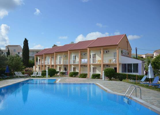 Aggelos Family Hotel 1