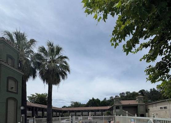 Travelodge by Wyndham Redding CA 1