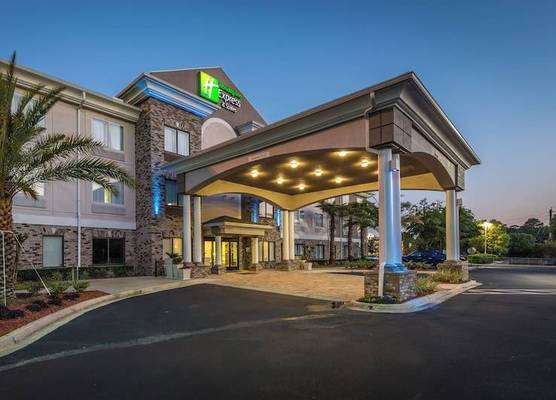 Holiday Inn Express & Suites JACKSONVILLE - BLOUNT ISLAND by IHG 1