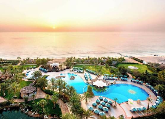 Le Meridien Al Aqah Beach Resort 1
