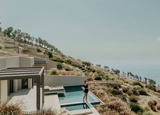 Santorini Sky Luxury Resort 1
